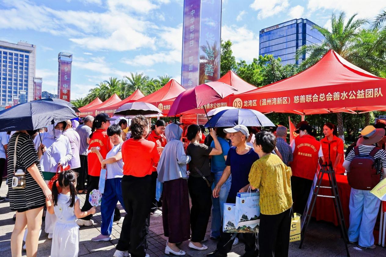 累计惠及群众超15万人次，温州龙湾慈善服务从“有形覆盖”迈向“有效覆盖” - 配图2